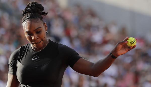 French Open: Serena Williams Retreats from Duel with Maria Sharapova