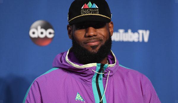 NBA: LeBron praises KD: "One of the best players in history".