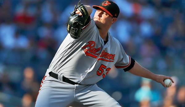 MLB: Zach Britton before returning to the Baltimore Orioles