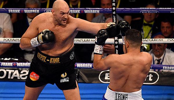 Boxing: Tyson Fury wins comeback by giving up his opponent