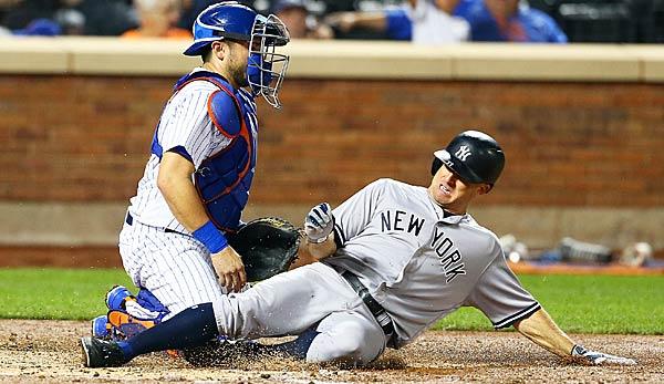 MLB: Yankees lead against Mets in the Subway Series - In a Mirror, Darkly