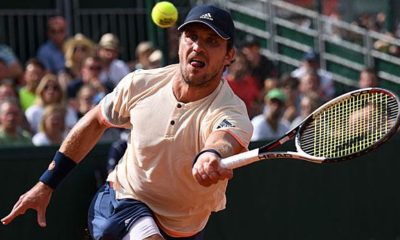 ATP: Eastbourne: Mischa Zverev at Wimbledon dress rehearsal in round of 16