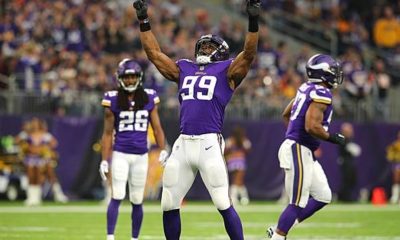 NFL: 72 million! Vikings hold defense star