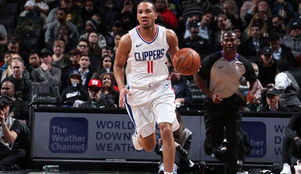 NBA: Media: Avery Bradley stays with the Clippers