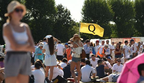 Wimbledon: "Five days of tennis madness": Tennis fan Judith in the most famous cue