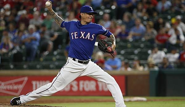 MLB: Chicago gets Texas reinforcements