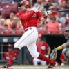 MLB: Reds Disband Star Defenders