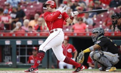 MLB: Reds Disband Star Defenders