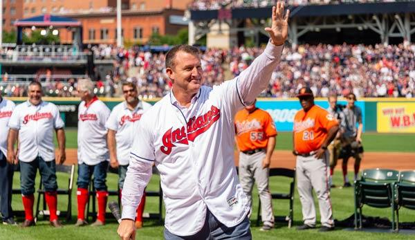 MLB: Cleveland no longer assigns number of legend