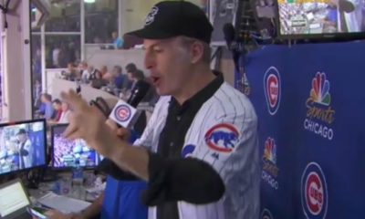 MLB: Breaking Bath Star sings during Chicago game