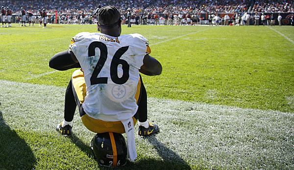 NFL: Bell continues Holdout - Steelers disappointed