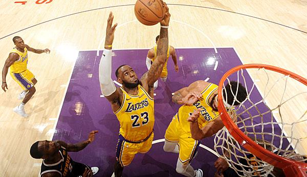 NBA: Lakers fans celebrate LeBron - Houston in top form