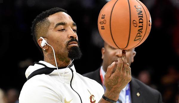 NBA: Tattoo controversy: J.R. covers lettering