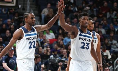 NBA: Butler plays "Come with a smile" as a prelude