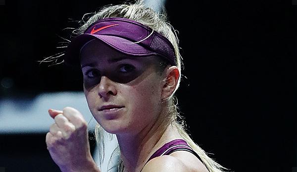 WTA finals: defending champion Wozniacki eliminated - Svitolina in semi-finals