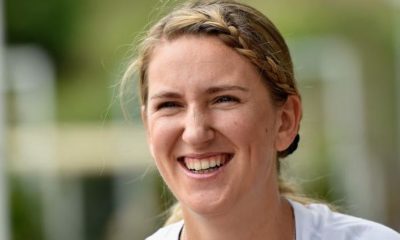 WTA: Victoria Azarenka: Ice skating training with an Olympic participant