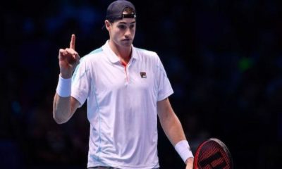 ATP: After a beating: Isner supports coach Gimelstob