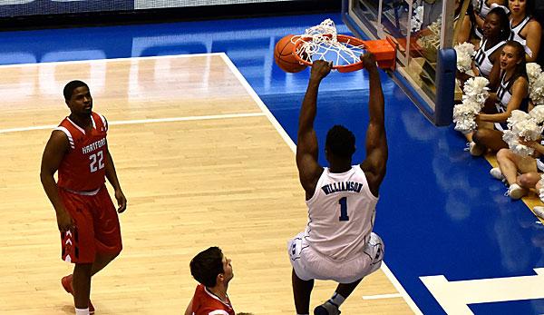 NCAA: NCAA: Zion Williamson with new Dunk-Show