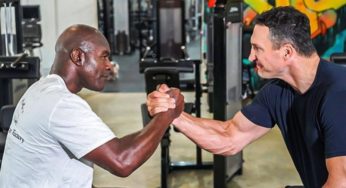 Klitschko steels Holyfield for Fight