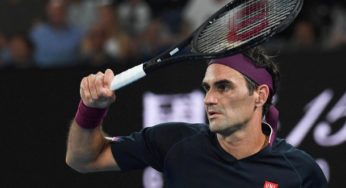 Knee surgery! Season out for Federer