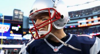 Brady ignores Corona warning